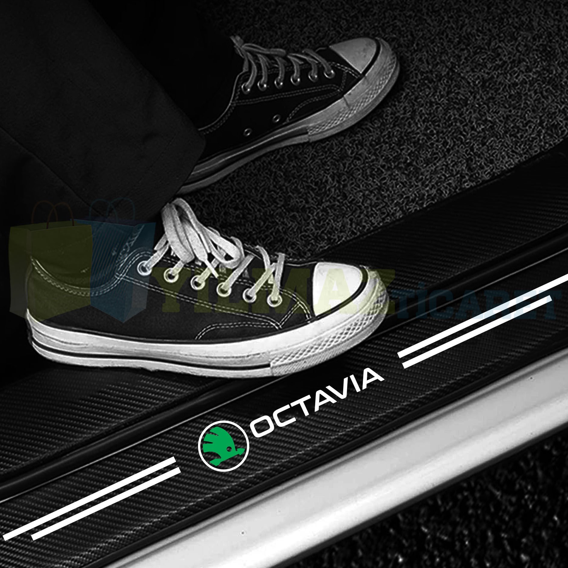 Skoda Octavia Logo Karbon Kapı Eşiği Koruma Araba Etiket Oto Sticker Yapıştırma 4 Parça