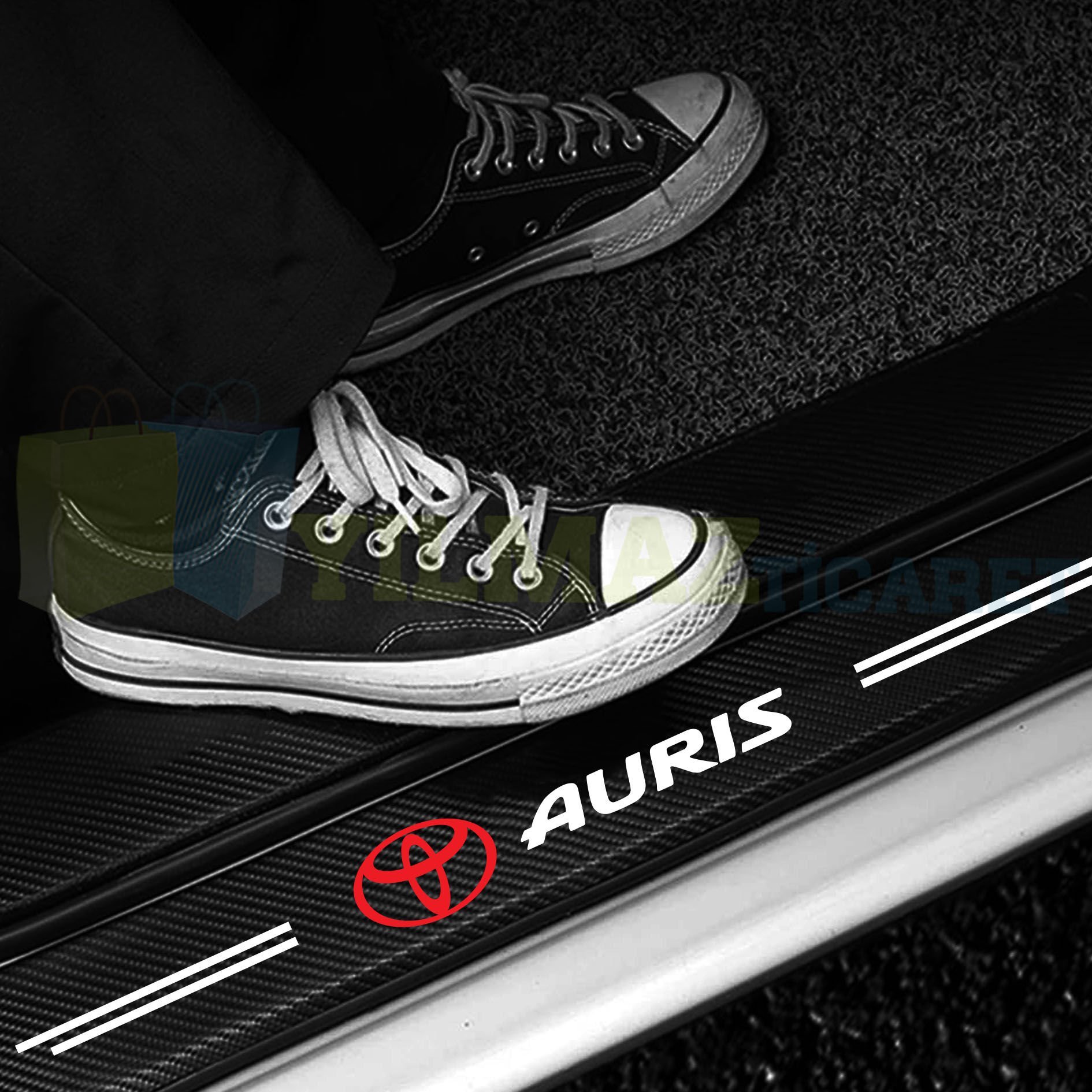 Toyota Auris Logo Karbon Kapı Eşiği Koruma Araba Etiket Oto Sticker Yapıştırma 4 Parça