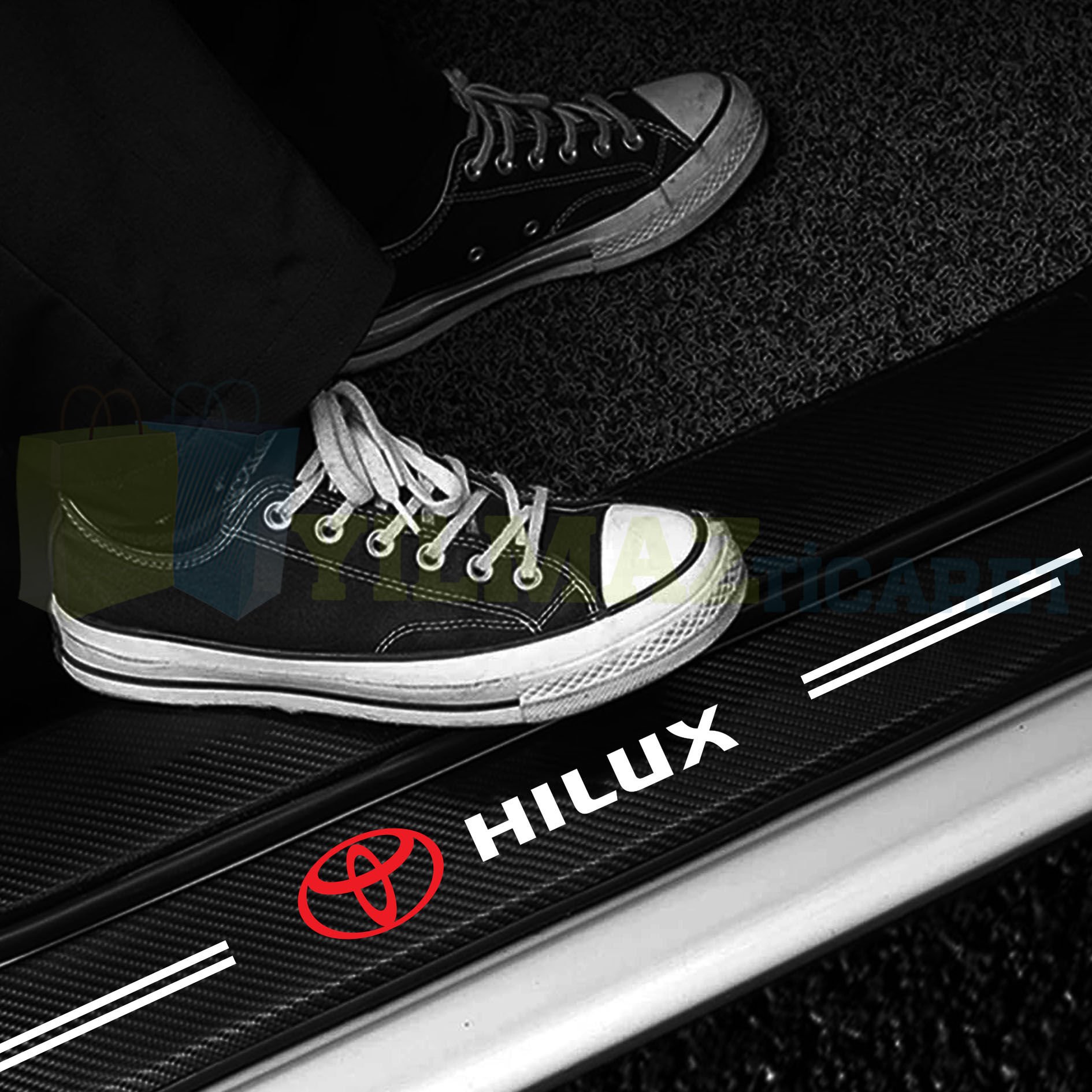 Toyota Hilux Logo Karbon Kapı Eşiği Koruma Araba Etiket Oto Sticker Yapıştırma 4 Parça