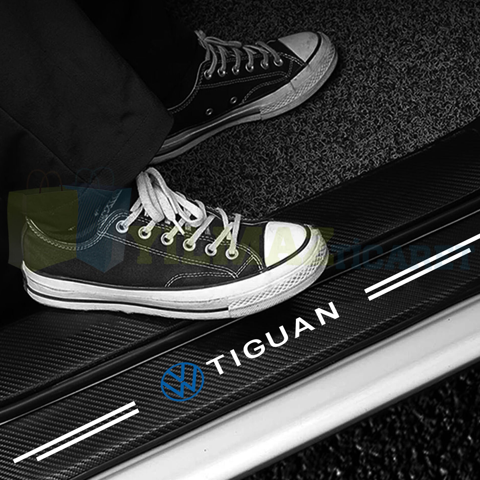 Volkswagen Tiguan Logo Karbon Kapı Eşiği Koruma Araba Etiket Oto Sticker Yapıştırma 4 Parça