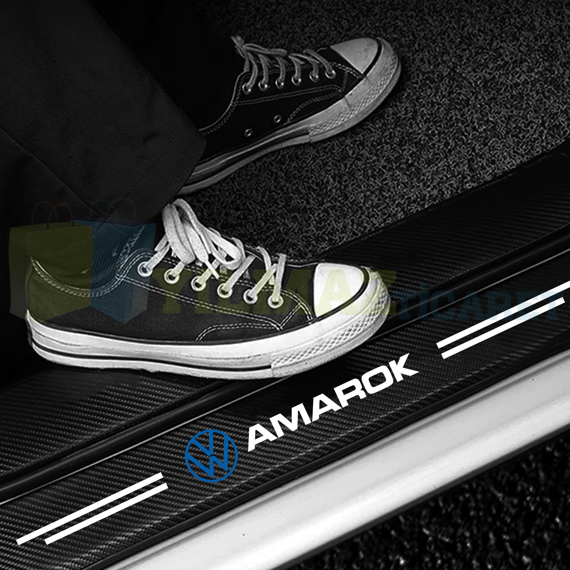 Volkswagen Amarok Logo Karbon Kapı Eşiği Koruma Araba Etiket Oto Sticker Yapıştırma 4 Parça