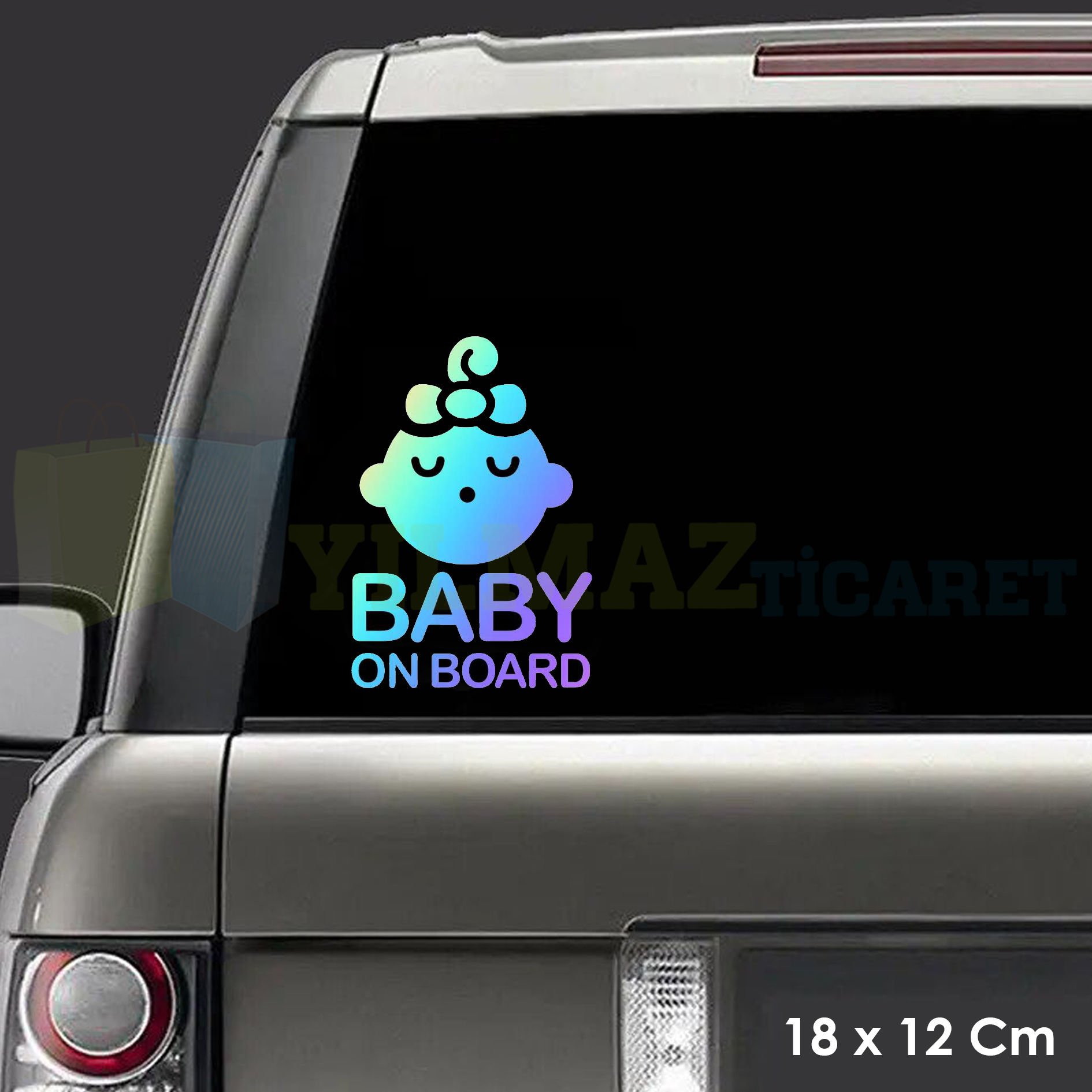 Arabada Uyuyan Bebek Var Baby On Board Hologram Oto Araba Sticker Cam Etiket Çıkartma 18 x 12 Cm