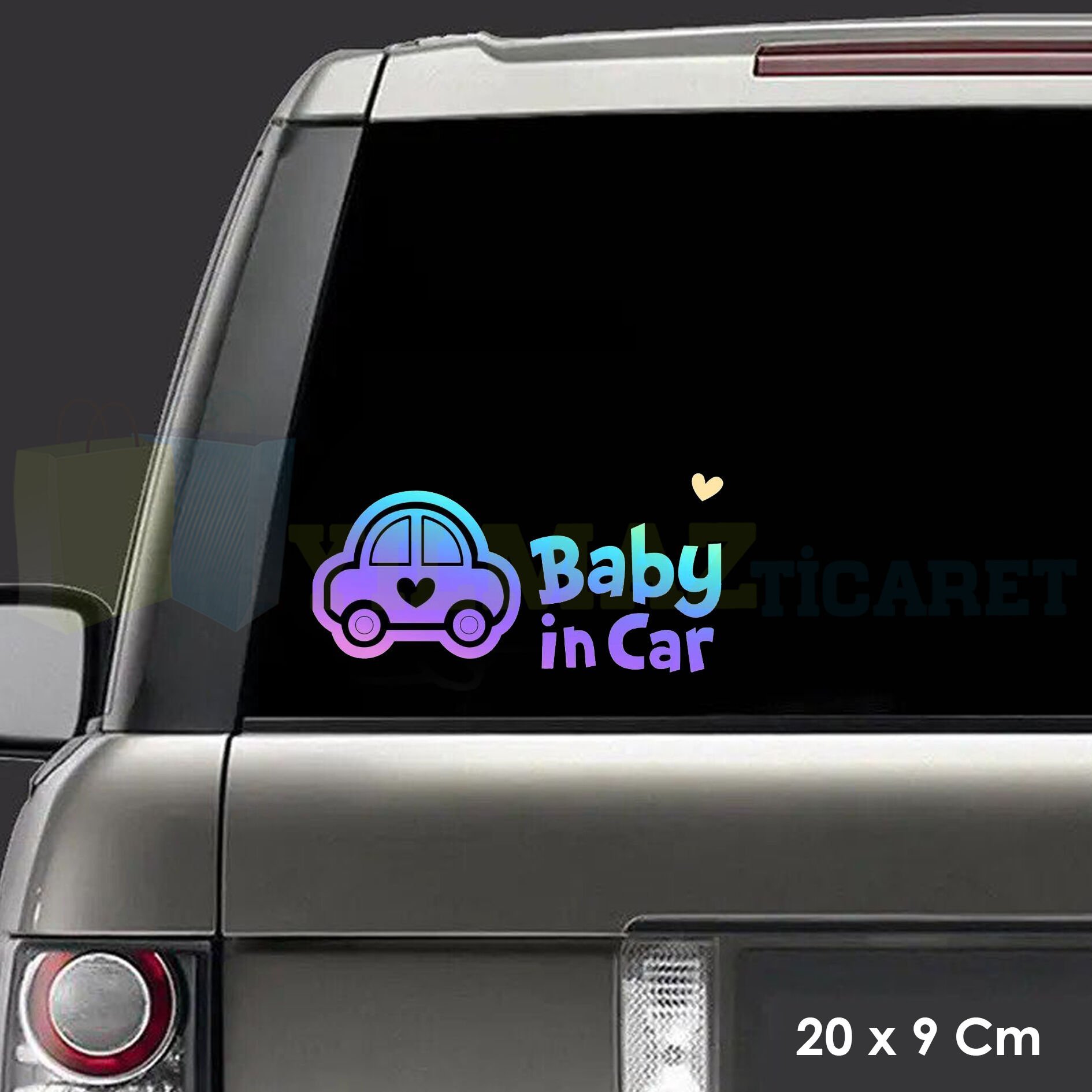 Kalp Araba Arabada Bebek Var Hologram Oto Sticker Araba Çıkartma Renkli Etiket 20 x 9 Cm