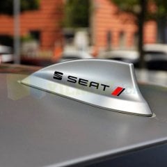 Seat Logo Kapı Kolu Jant Tampon Oto Sticker Yapıştırma Etiket Çıkartma 4 Adet 13 x 1,5 Cm Kaliteli